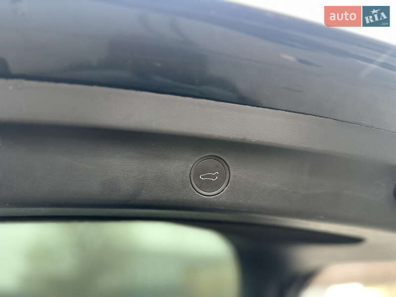 Внедорожник / Кроссовер Tesla Model Y 2022 в Киеве фото 19 Внедорожник / Кроссовер Tesla Model Y 2022 в Киеве