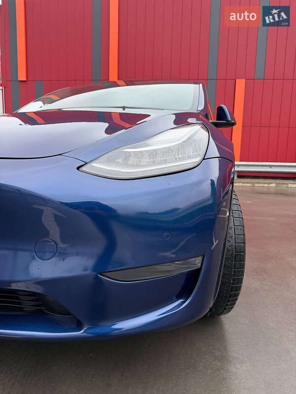 Внедорожник / Кроссовер Tesla Model Y 2022 в Киеве