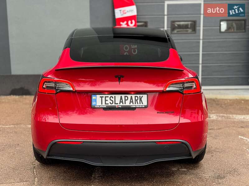 Позашляховик / Кросовер Tesla Model Y 2022 в Києві фото 9 Позашляховик / Кросовер Tesla Model Y 2022 в Києві