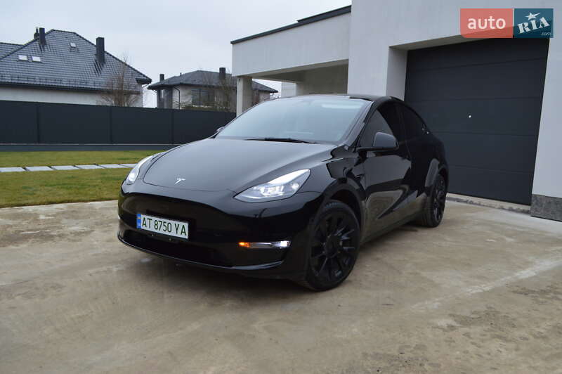 Внедорожник / Кроссовер Tesla Model Y 2022 в Ивано-Франковске