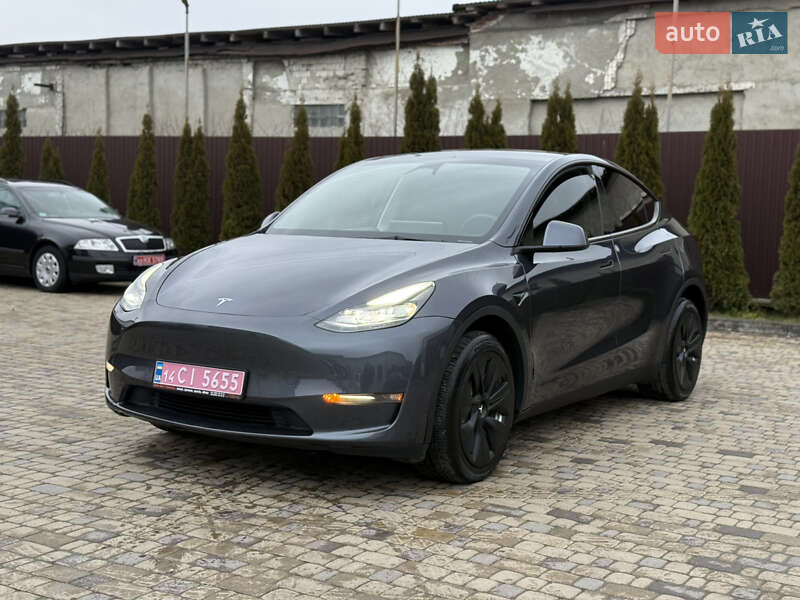 Внедорожник / Кроссовер Tesla Model Y 2023 в Тернополе