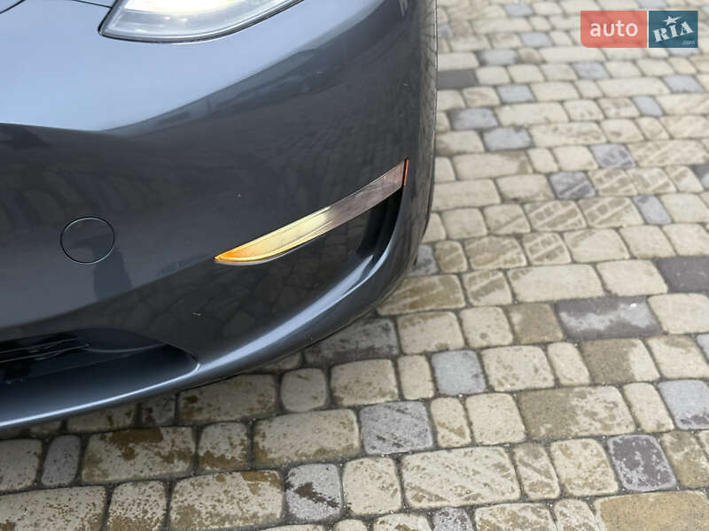 Внедорожник / Кроссовер Tesla Model Y 2023 в Тернополе