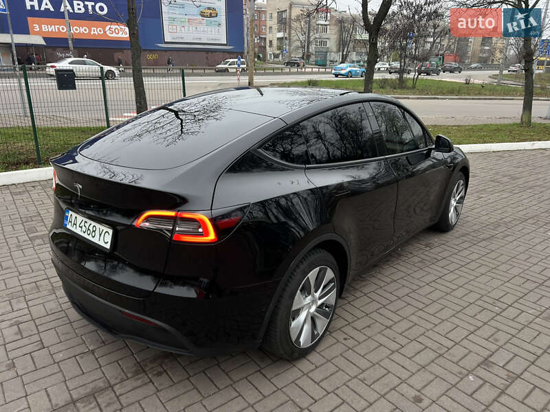 Внедорожник / Кроссовер Tesla Model Y 2022 в Киеве