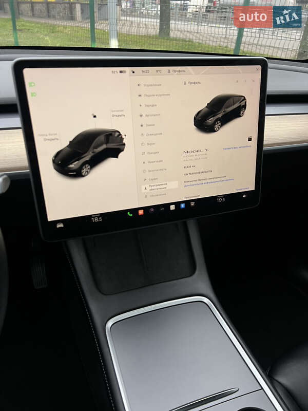 Внедорожник / Кроссовер Tesla Model Y 2022 в Киеве