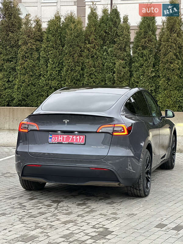 Внедорожник / Кроссовер Tesla Model Y 2023 в Ровно