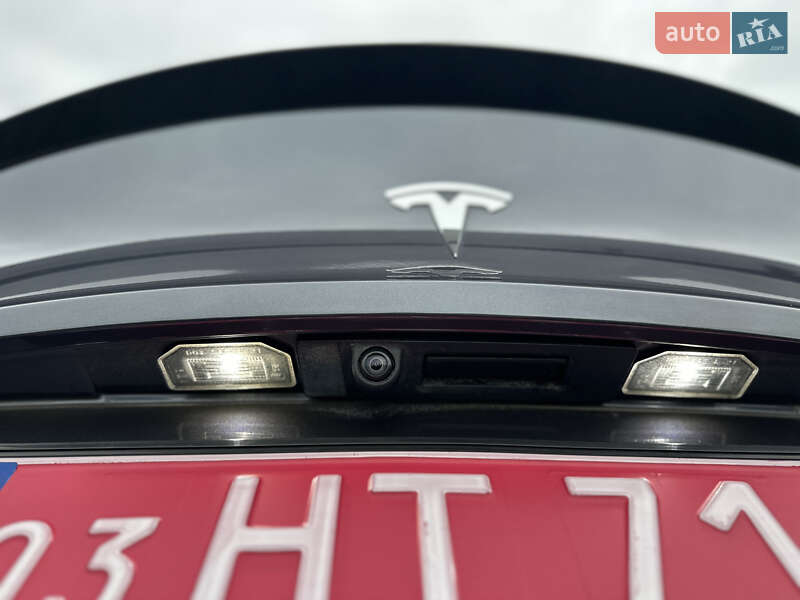 Внедорожник / Кроссовер Tesla Model Y 2023 в Ровно