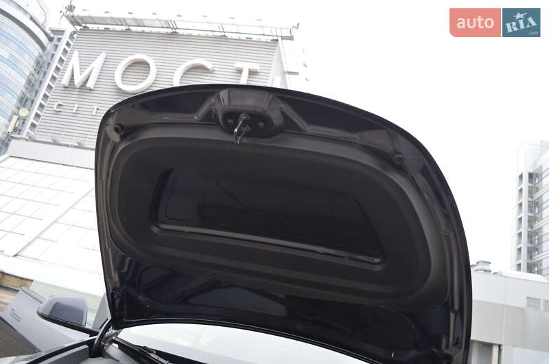 Позашляховик / Кросовер Tesla Model Y 2024 в Дніпрі фото 24 Позашляховик / Кросовер Tesla Model Y 2024 в Дніпрі