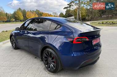 Внедорожник / Кроссовер Tesla Model Y 2021 в Львове