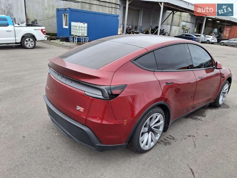 Внедорожник / Кроссовер Tesla Model Y 2026 в Киеве