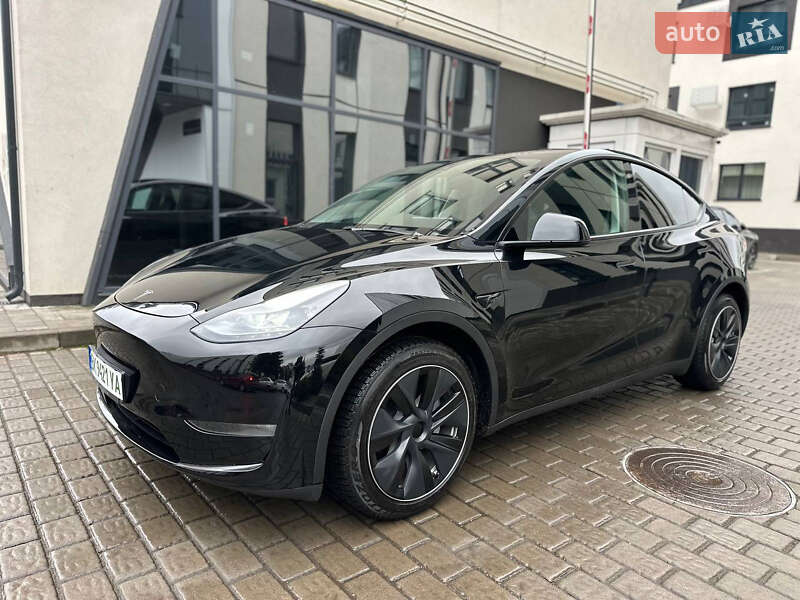 Внедорожник / Кроссовер Tesla Model Y 2024 в Киеве фото 3 Внедорожник / Кроссовер Tesla Model Y 2024 в Киеве