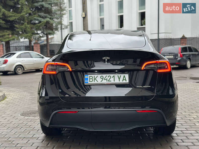 Внедорожник / Кроссовер Tesla Model Y 2024 в Киеве фото 15 Внедорожник / Кроссовер Tesla Model Y 2024 в Киеве
