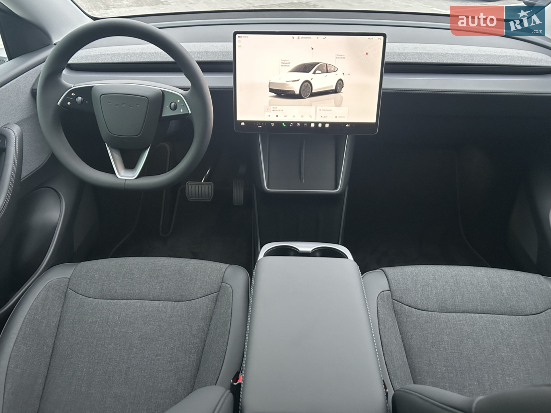 2025 Tesla Model Y - мініатюра 29