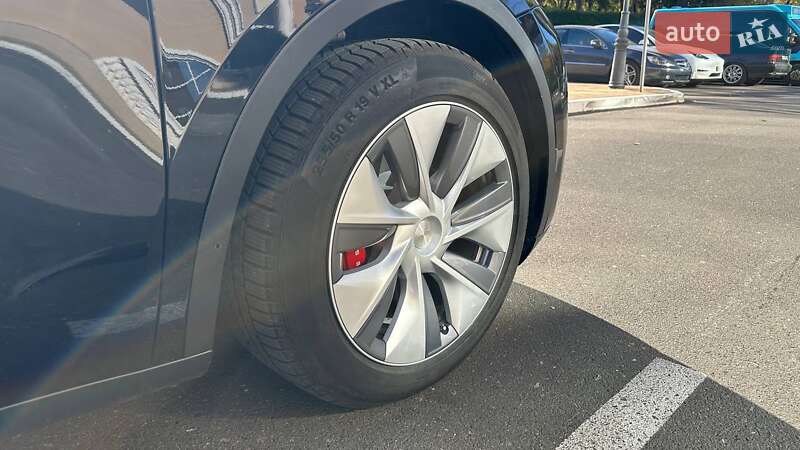 Внедорожник / Кроссовер Tesla Model Y 2024 в Одессе