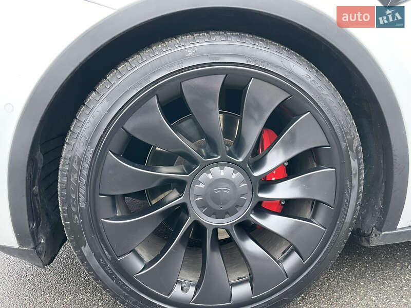 Внедорожник / Кроссовер Tesla Model Y 2022 в Киеве фото 9 Внедорожник / Кроссовер Tesla Model Y 2022 в Киеве