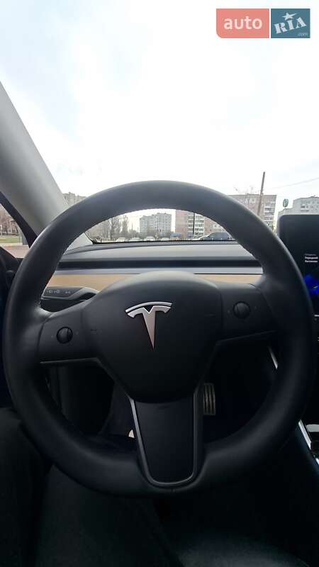 Внедорожник / Кроссовер Tesla Model Y 2020 в Запорожье