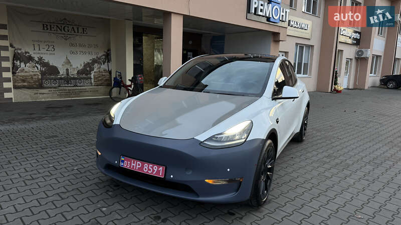 Внедорожник / Кроссовер Tesla Model Y 2020 в Луцке