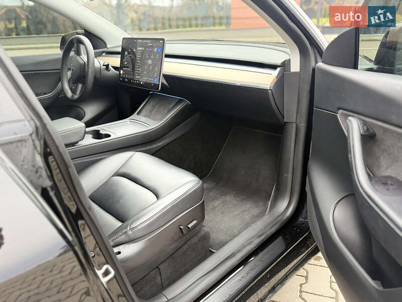 Внедорожник / Кроссовер Tesla Model Y 2021 в Дрогобыче фото 17 Внедорожник / Кроссовер Tesla Model Y 2021 в Дрогобыче
