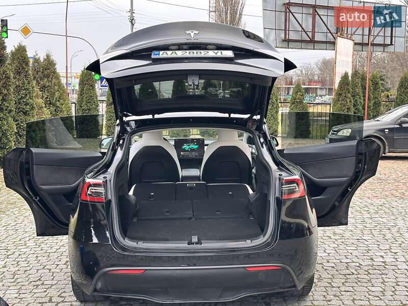Внедорожник / Кроссовер Tesla Model Y 2023 в Киеве фото 27 Внедорожник / Кроссовер Tesla Model Y 2023 в Киеве
