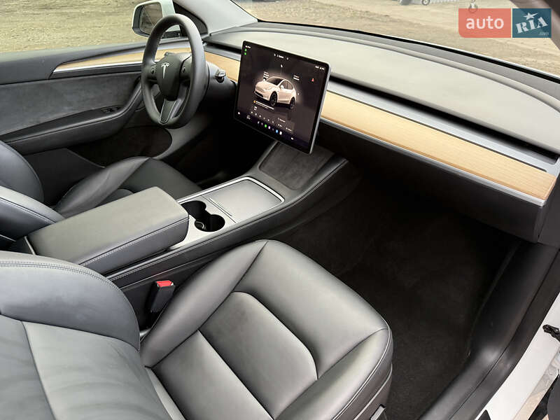 Внедорожник / Кроссовер Tesla Model Y 2022 в Луцке фото 43 Внедорожник / Кроссовер Tesla Model Y 2022 в Луцке