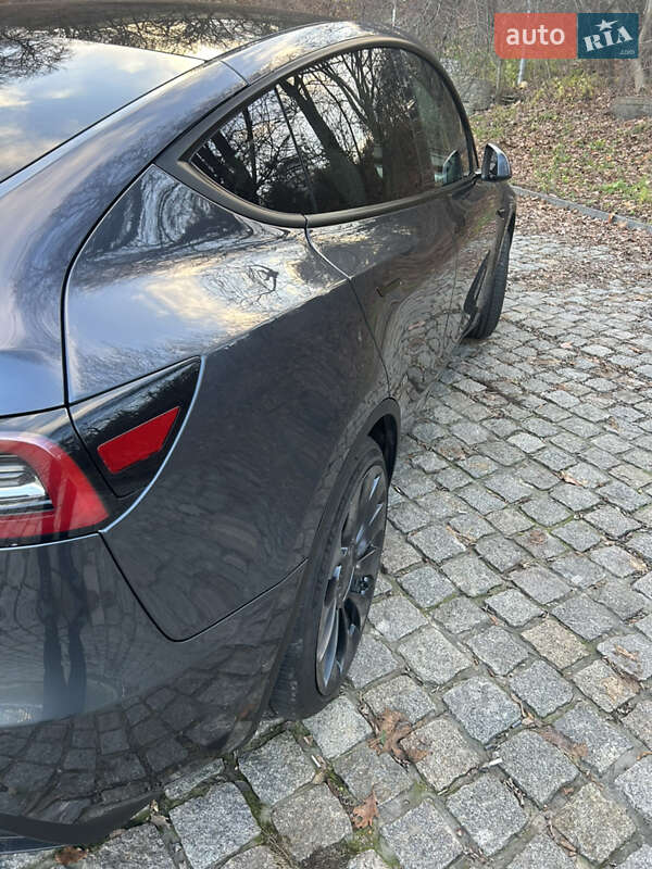 Внедорожник / Кроссовер Tesla Model Y 2022 в Киеве фото 12 Внедорожник / Кроссовер Tesla Model Y 2022 в Киеве