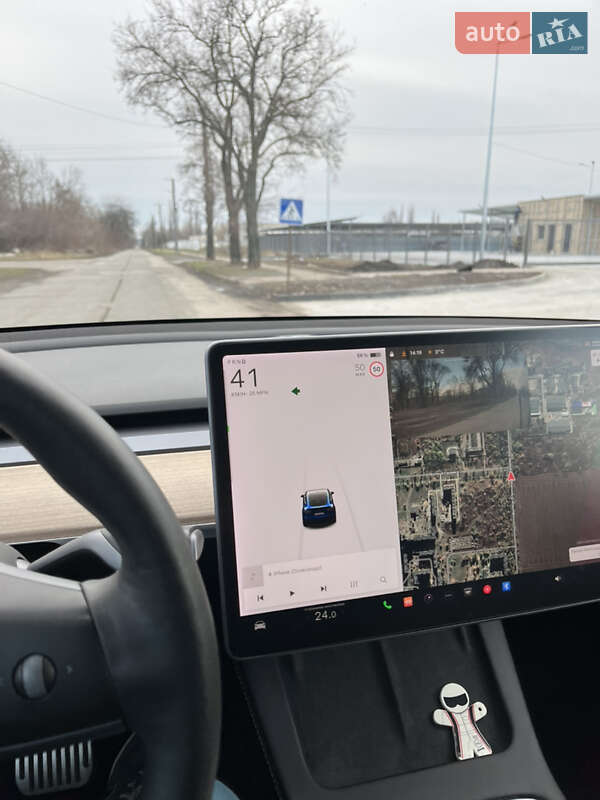 Внедорожник / Кроссовер Tesla Model Y 2021 в Кривом Роге