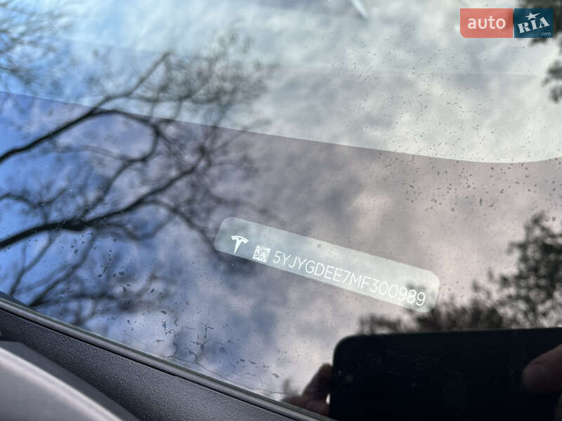 Внедорожник / Кроссовер Tesla Model Y 2021 в Кривом Роге