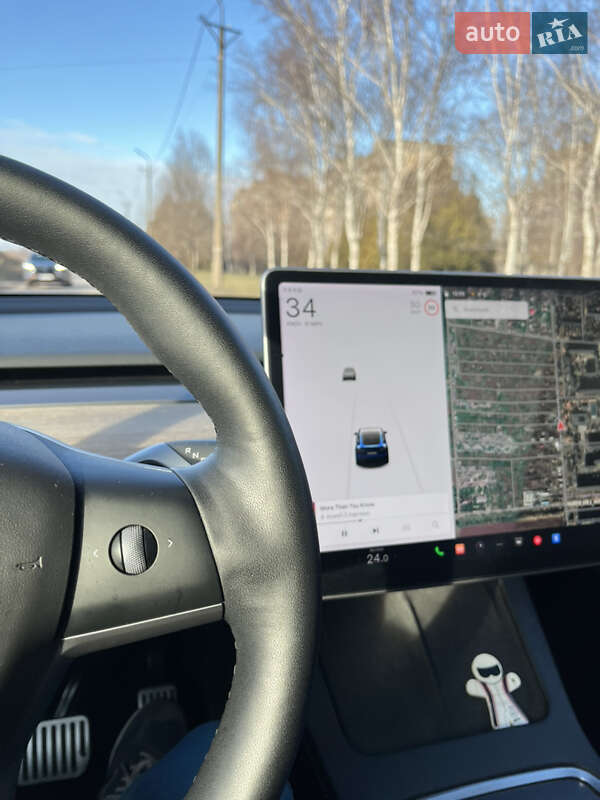 Внедорожник / Кроссовер Tesla Model Y 2021 в Кривом Роге