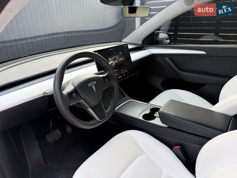 Внедорожник / Кроссовер Tesla Model Y 2023 в Стрые фото 40 Внедорожник / Кроссовер Tesla Model Y 2023 в Стрые