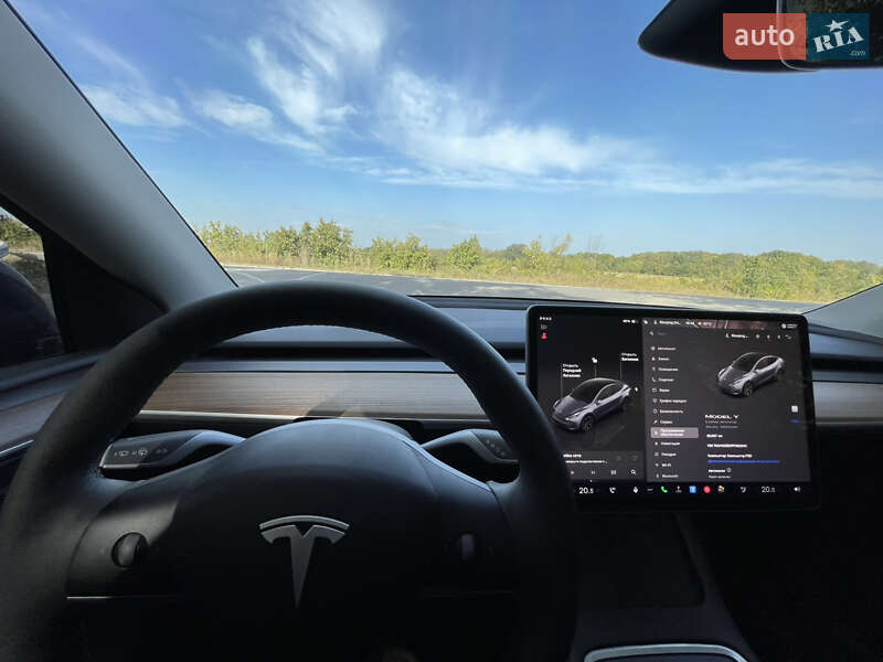 Внедорожник / Кроссовер Tesla Model Y 2023 в Могилев-Подольске