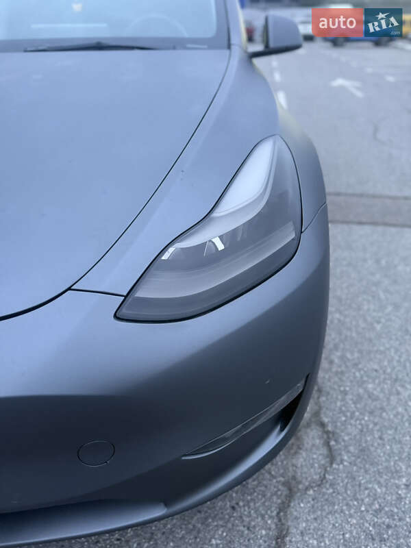 Внедорожник / Кроссовер Tesla Model Y 2022 в Киеве