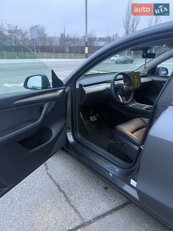 Внедорожник / Кроссовер Tesla Model Y 2022 в Киеве