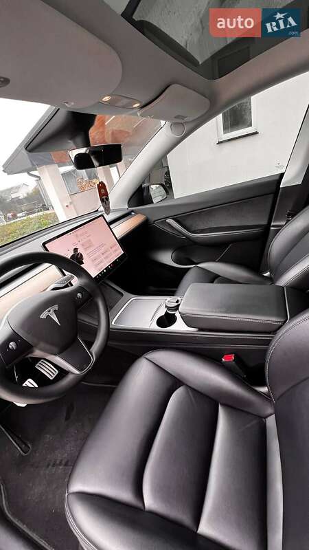 Внедорожник / Кроссовер Tesla Model Y 2021 в Бородянке