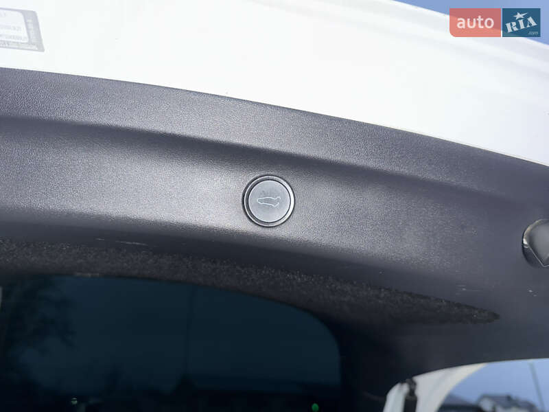 Внедорожник / Кроссовер Tesla Model Y 2021 в Стрые фото 35 Внедорожник / Кроссовер Tesla Model Y 2021 в Стрые