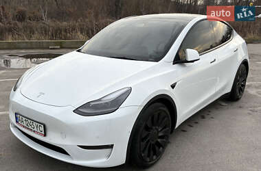 Внедорожник / Кроссовер Tesla Model Y 2022 в Киеве