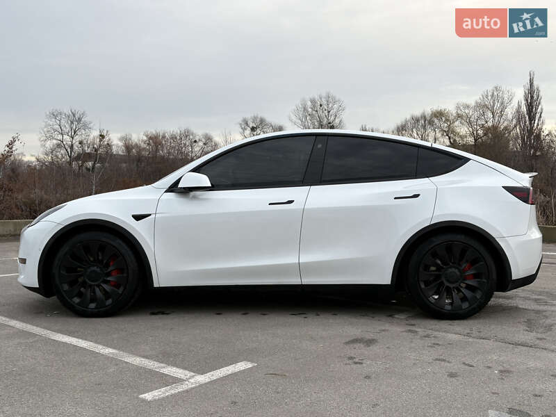 Внедорожник / Кроссовер Tesla Model Y 2022 в Киеве фото 6 Внедорожник / Кроссовер Tesla Model Y 2022 в Киеве