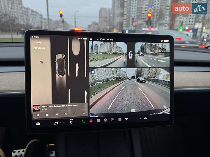 Внедорожник / Кроссовер Tesla Model Y 2024 в Киеве