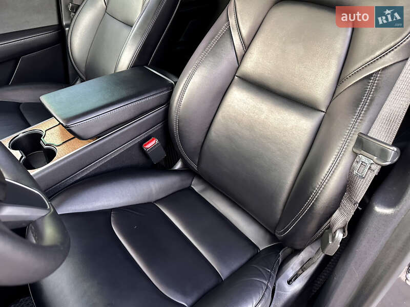 Внедорожник / Кроссовер Tesla Model Y 2020 в Днепре фото 21 Внедорожник / Кроссовер Tesla Model Y 2020 в Днепре