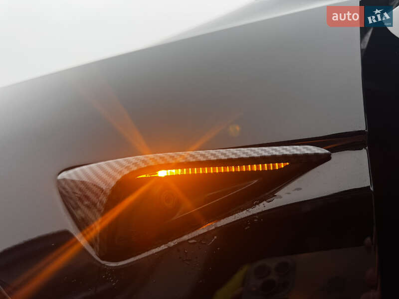 Внедорожник / Кроссовер Tesla Model Y 2021 в Житомире