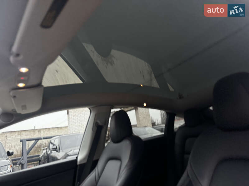 Внедорожник / Кроссовер Tesla Model Y 2021 в Житомире