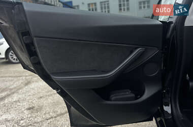 Внедорожник / Кроссовер Tesla Model Y 2021 в Житомире