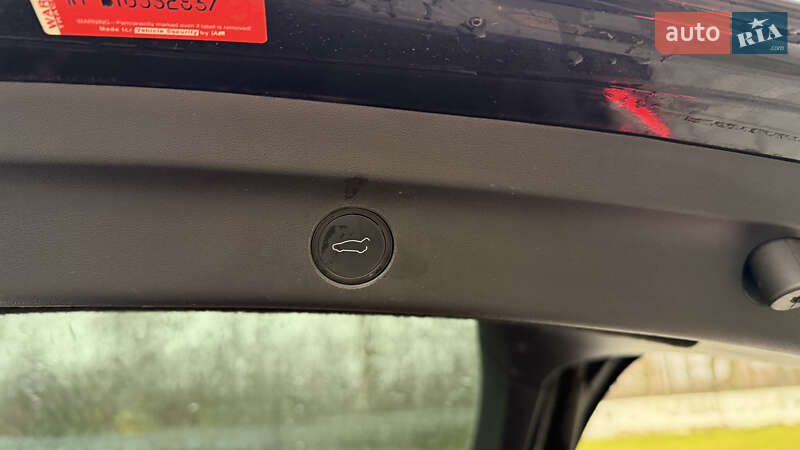 Внедорожник / Кроссовер Tesla Model Y 2020 в Луцке фото 31 Внедорожник / Кроссовер Tesla Model Y 2020 в Луцке