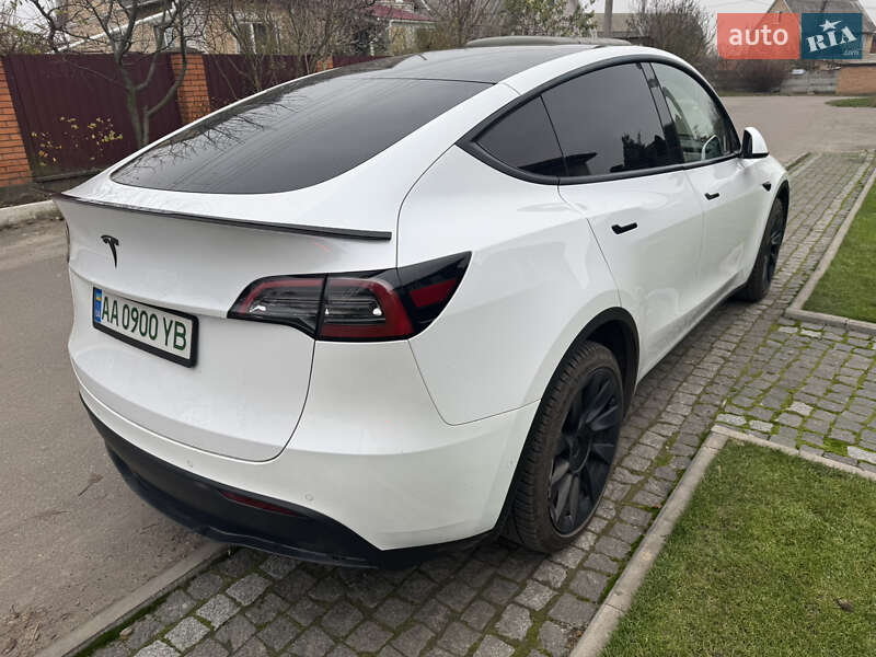Внедорожник / Кроссовер Tesla Model Y 2021 в Киеве