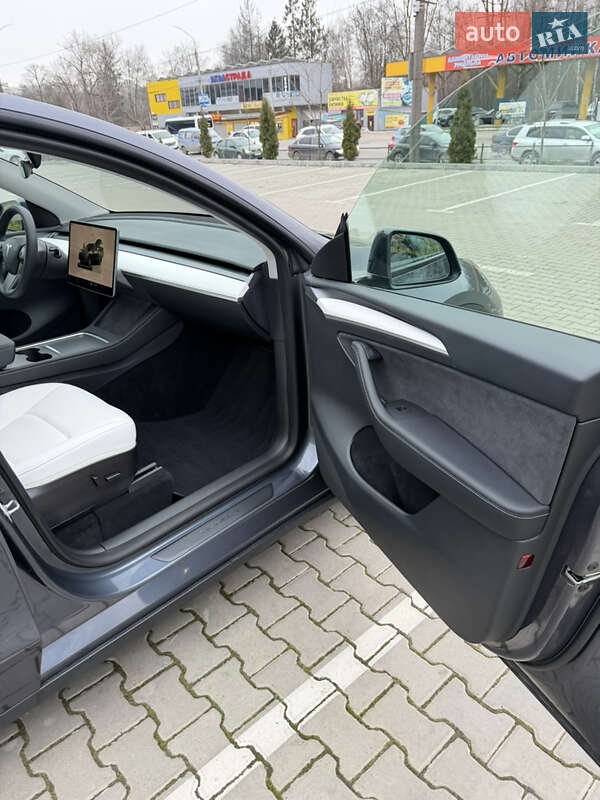 Внедорожник / Кроссовер Tesla Model Y 2023 в Тернополе фото 23 Внедорожник / Кроссовер Tesla Model Y 2023 в Тернополе