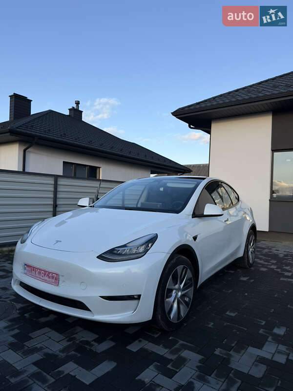 Внедорожник / Кроссовер Tesla Model Y 2022 в Луцке