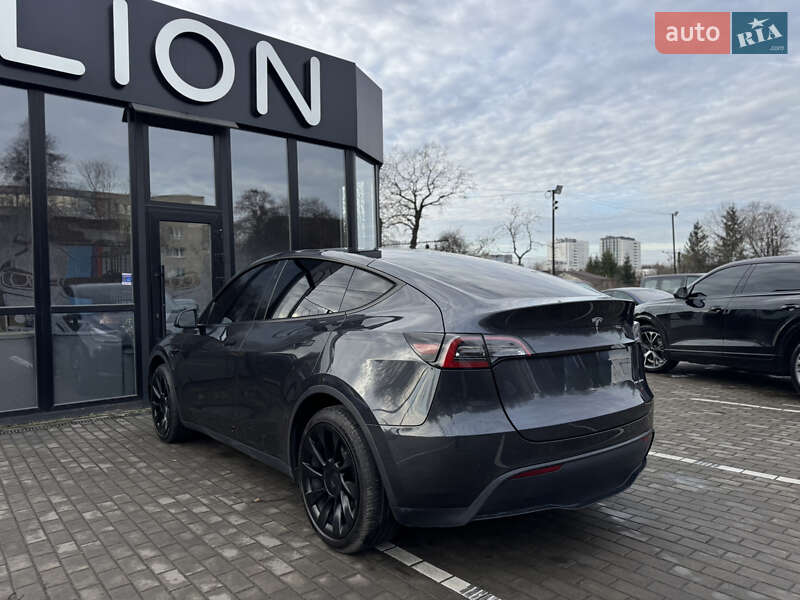 Внедорожник / Кроссовер Tesla Model Y 2024 в Львове