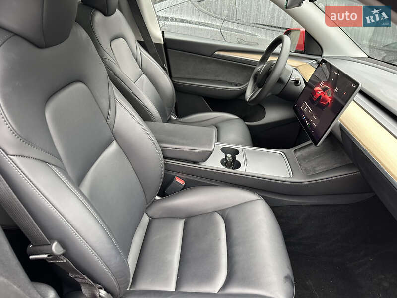 Внедорожник / Кроссовер Tesla Model Y 2023 в Киеве фото 23 Внедорожник / Кроссовер Tesla Model Y 2023 в Киеве