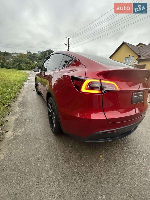 Внедорожник / Кроссовер Tesla Model Y 2024 в Львове фото 4 Внедорожник / Кроссовер Tesla Model Y 2024 в Львове