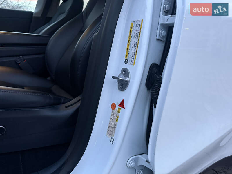 Внедорожник / Кроссовер Tesla Model Y 2023 в Снятине