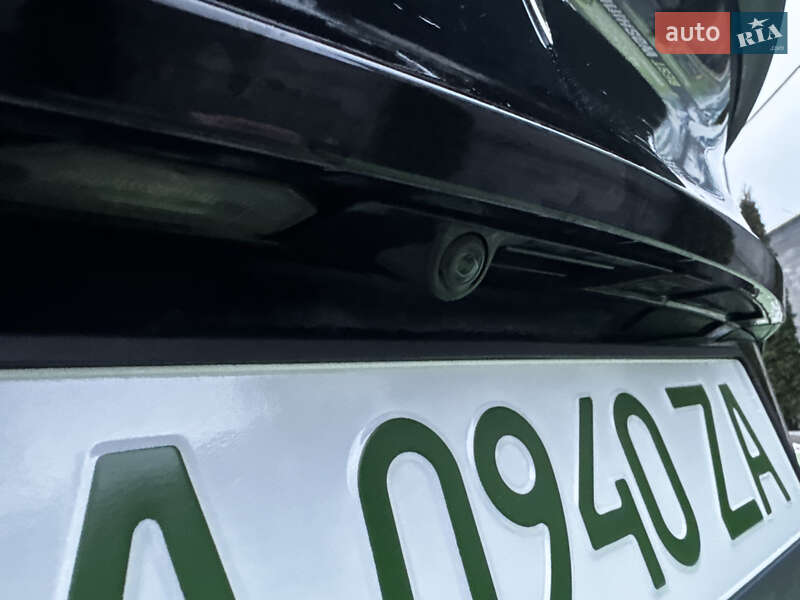 Внедорожник / Кроссовер Tesla Model Y 2022 в Киеве