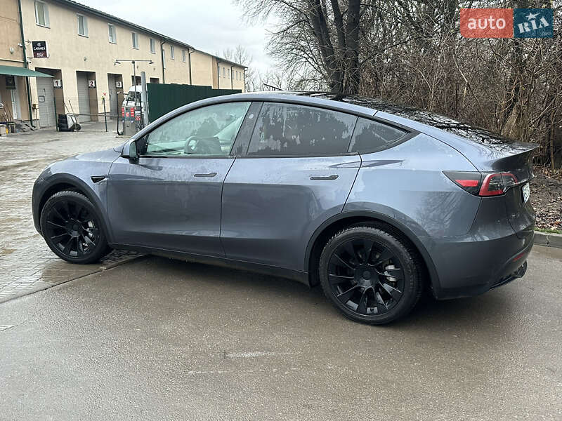 Внедорожник / Кроссовер Tesla Model Y 2023 в Тернополе фото 3 Внедорожник / Кроссовер Tesla Model Y 2023 в Тернополе
